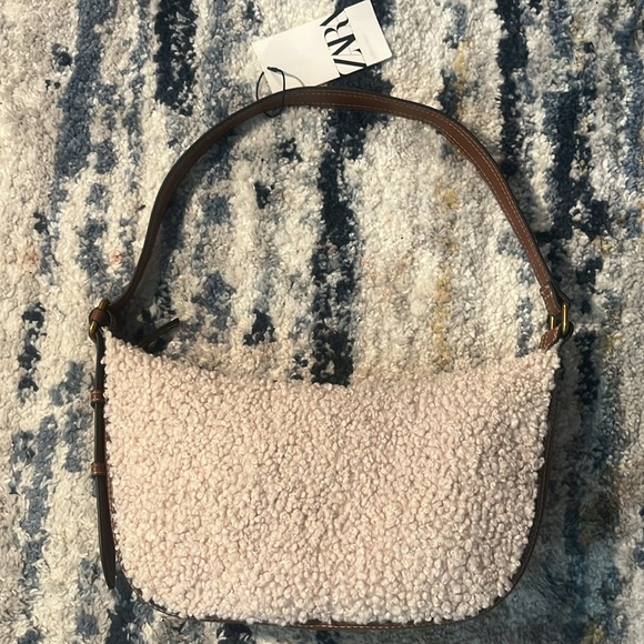Zara fleece shoulder bag - Picture 6 of 6